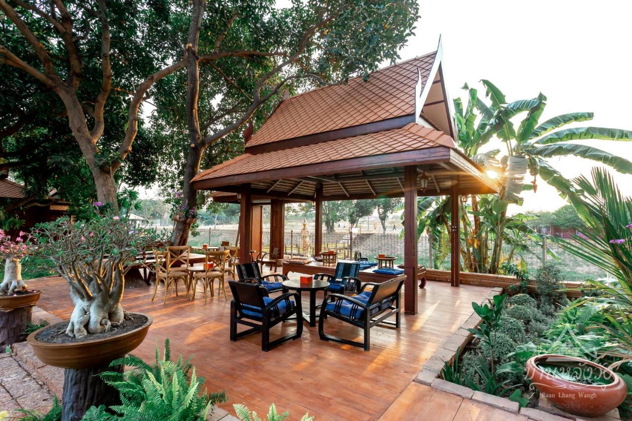 Baan Lhang Wangh บ้านหลังวัง Phitsanulok Exteriör bild
